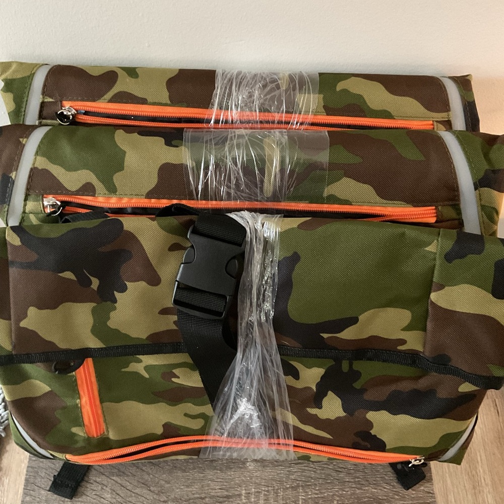 Source Unknown Camouflage Roll-Top Backpack With … - image 3